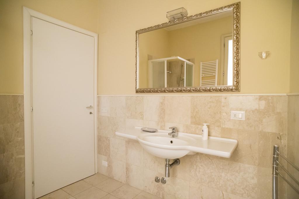 Dante Ravenna Apartments Bagian luar foto