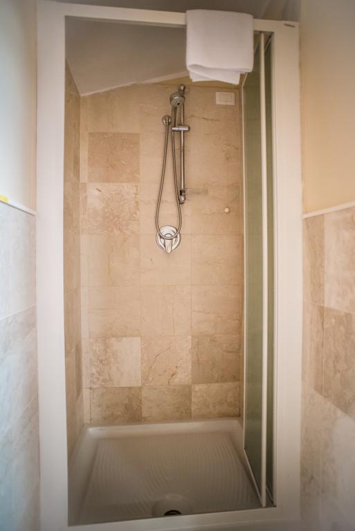 Dante Ravenna Apartments Bagian luar foto
