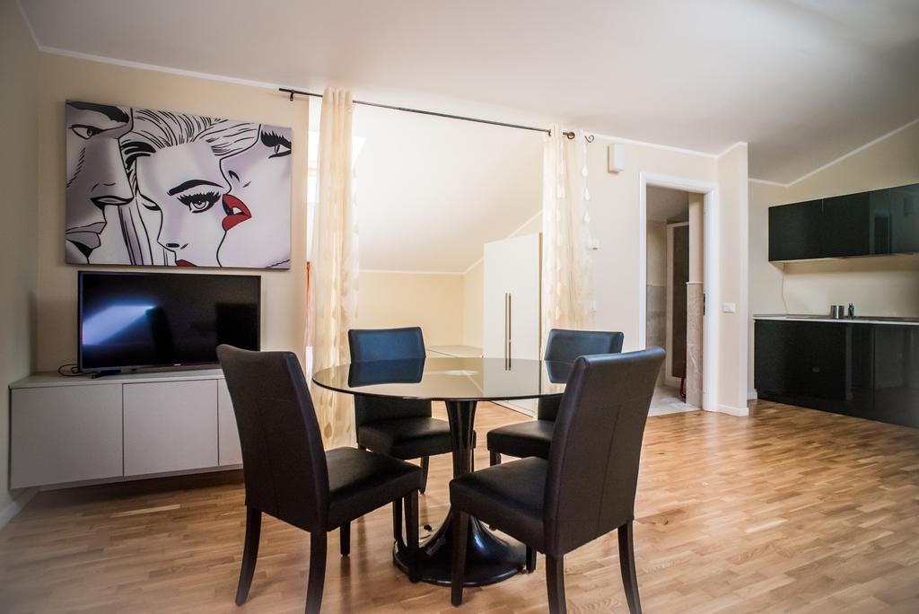 Dante Ravenna Apartments Bagian luar foto