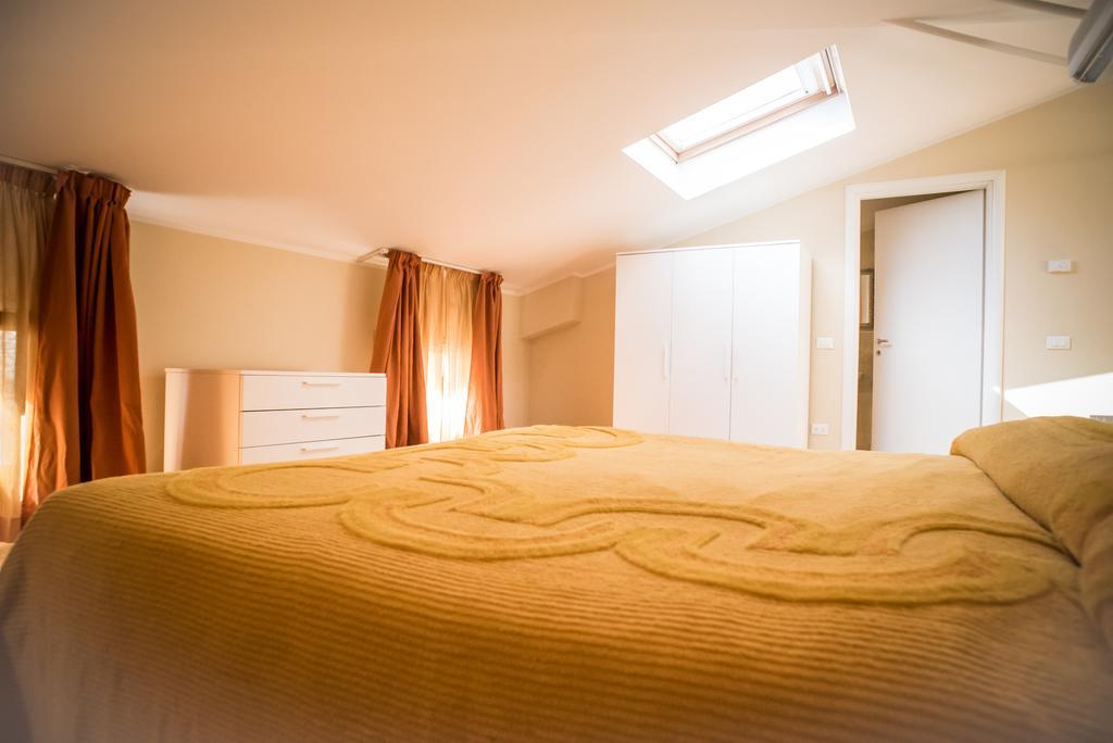 Dante Ravenna Apartments Bagian luar foto