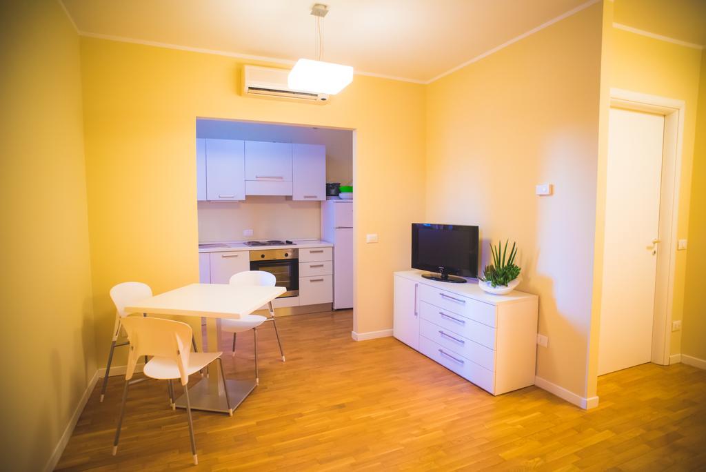Dante Ravenna Apartments Bagian luar foto